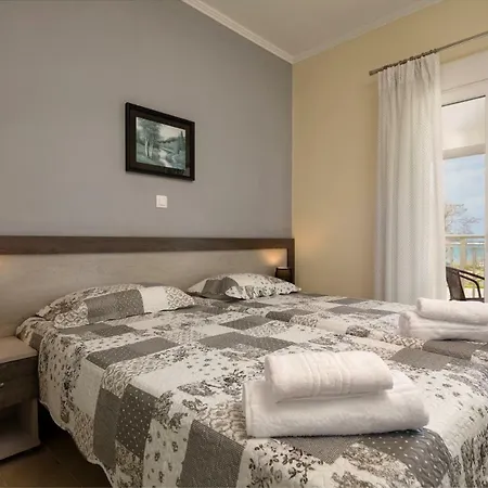 Morfeas * זקינטוס טאון